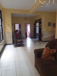 Ótima Casa no Salgado Filho