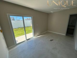 Linda casa Cond. Sol e Praia