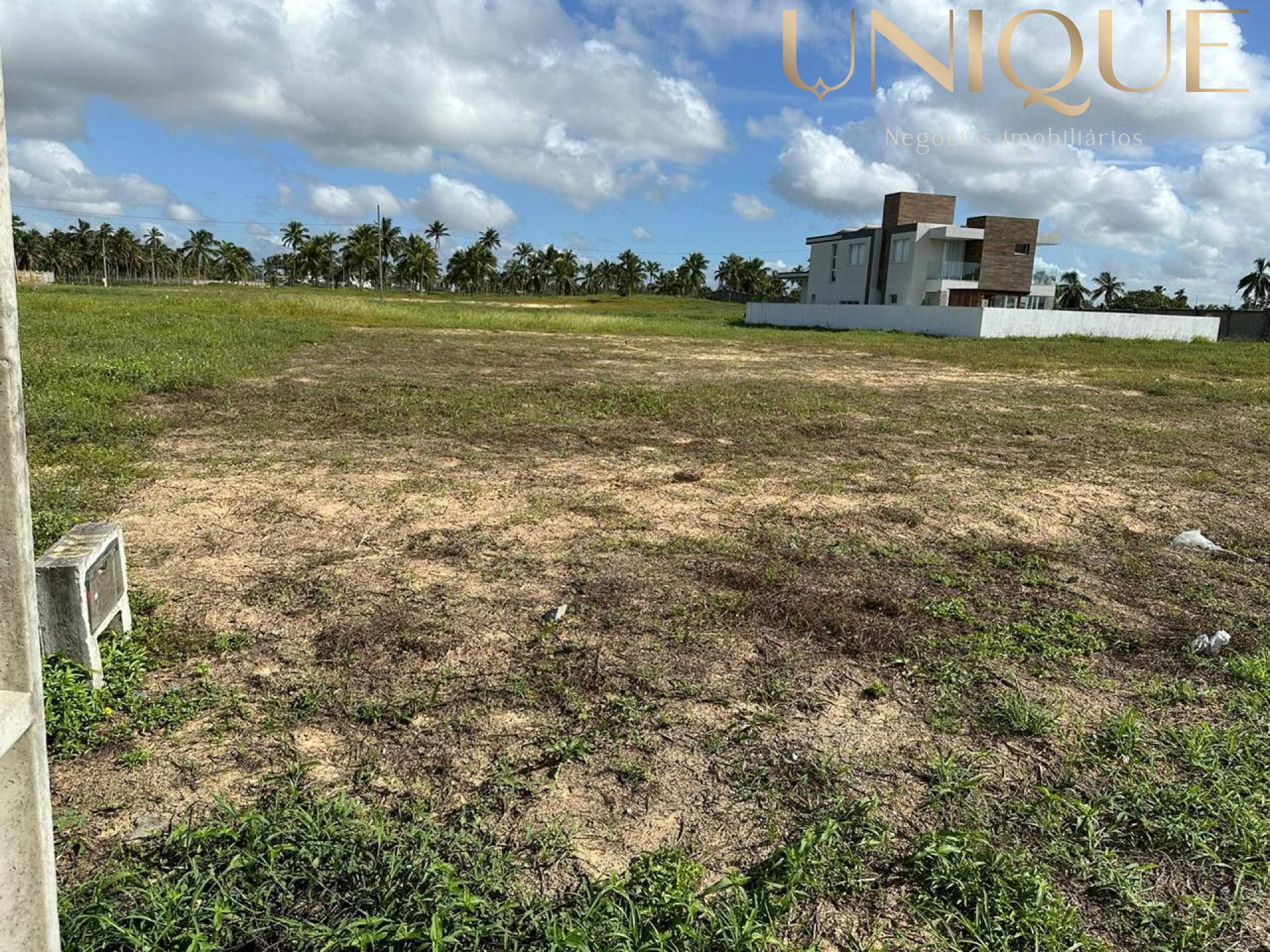 Lote em condomínio Ville Al Mare