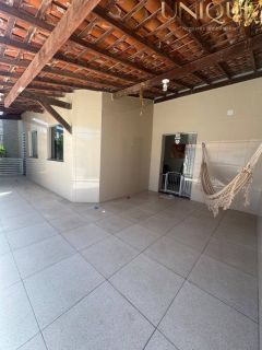 Casa no Bairro Aeroporto