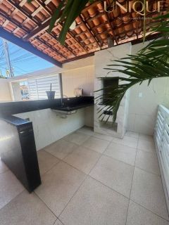 Casa no Bairro Aeroporto