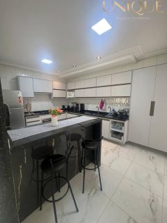 Casa no Bairro Aeroporto