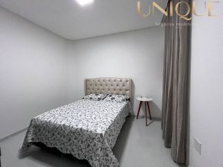 CASA DE ALTO PADRÃO A 200M DA ORLA