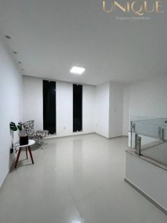 CASA DE ALTO PADRÃO A 200M DA ORLA