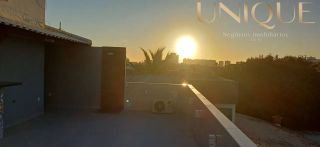 CASA DE ALTO PADRÃO A 200M DA ORLA