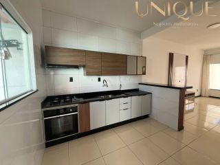 Casa com Piscina no Luar da Barra