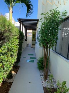 Casa em  Condomínio a poucos metros da Praia