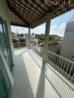 Casa de Condomínio a poucos metros da Praia