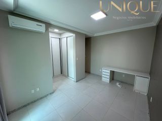 Casa de Condomínio a poucos metros da Praia