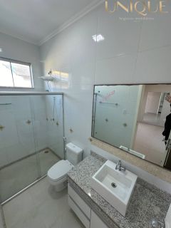 Casa de Condomínio a poucos metros da Praia