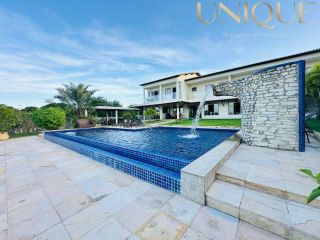 Mansão de Frente ao Rio