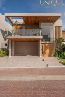 Excelente casa à venda no condomínio Maui