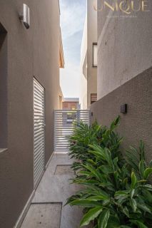 Excelente casa à venda no condomínio Maui