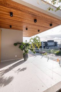 Excelente casa à venda no condomínio Maui