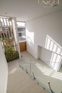 Excelente casa à venda no condomínio Maui