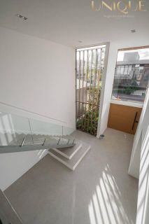 Excelente casa à venda no condomínio Maui