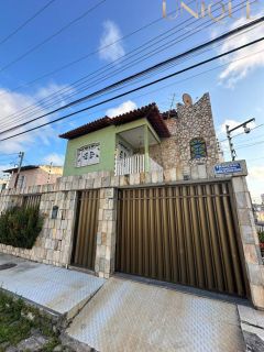Casa Para Vender com 4 quartos 1 suítes no bairro Aeroporto em Aracaju
