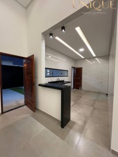 Casa Para Vender com 3 quartos no bairro Luar da Barra em Barra Dos Coqueiros