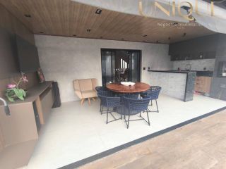 Casa Alto Padrão - Cond. Terras Alphaville II