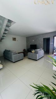 Linda casa na Aruana - Lot. Aquarius