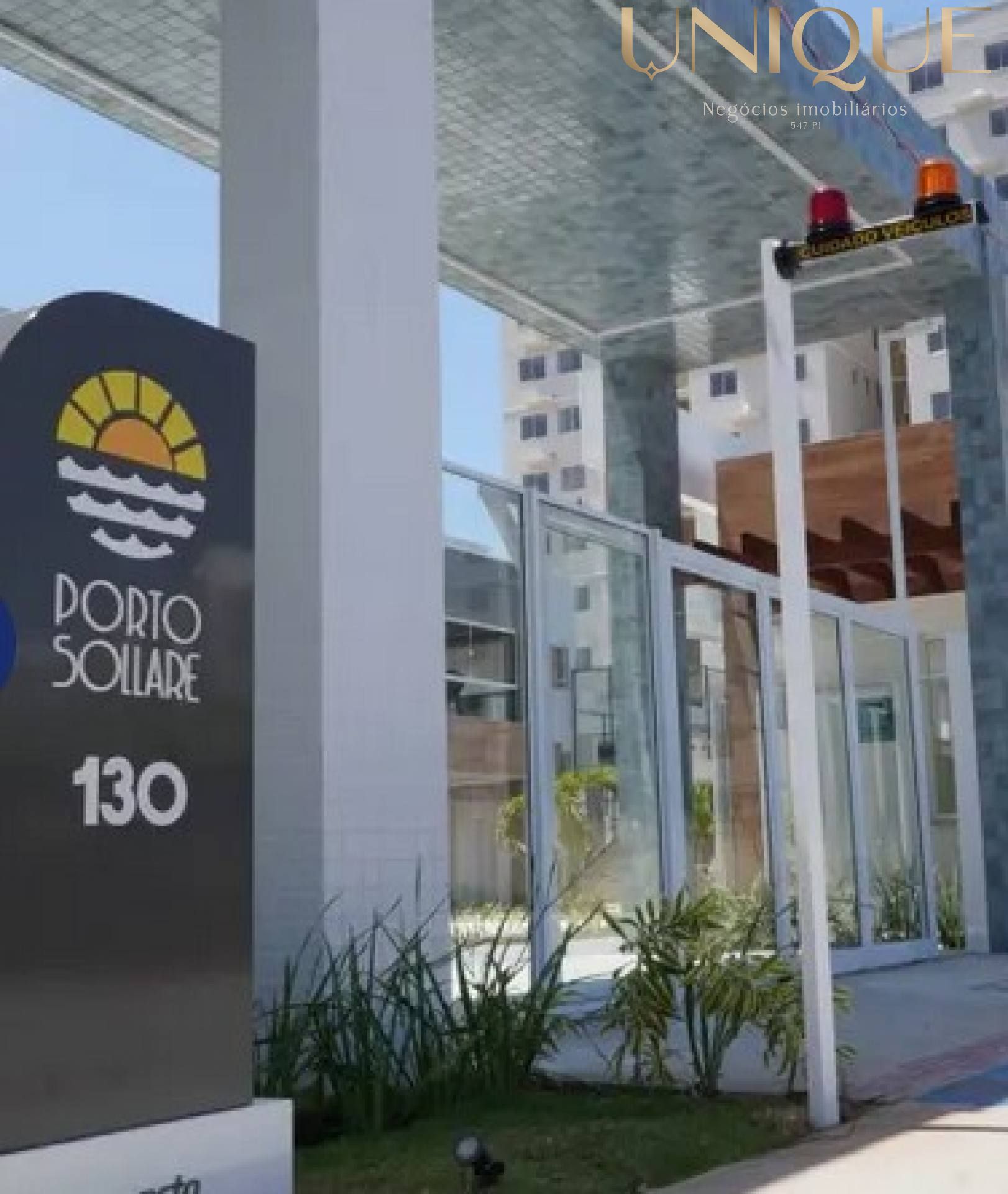 Ap. 2/4 (Suíte) - Andar Alto e Sombra - Porto Sollare