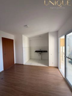 Ap. 2/4 (Suíte) - Andar Alto e Sombra - Porto Sollare