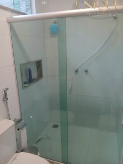 Excelente casa com 3 quartos, sendo um suíte e 2 vagas de garagens na Aruana.