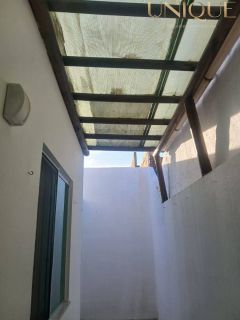 Excelente casa com 3 quartos, sendo um suíte e 2 vagas de garagens na Aruana.