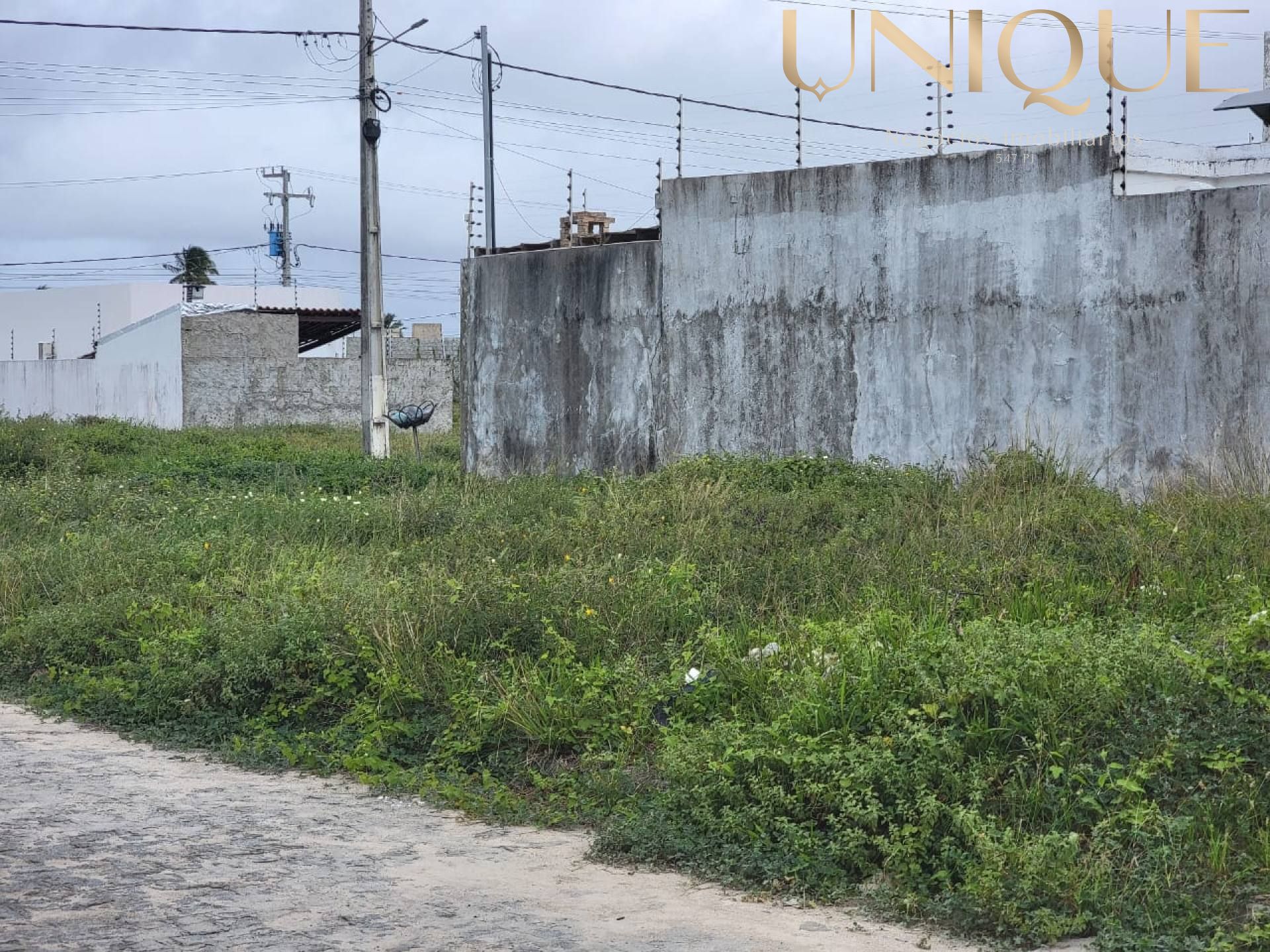 Terreno de esquina Para Vender no Luar da Barra em Barra Dos Coqueiros