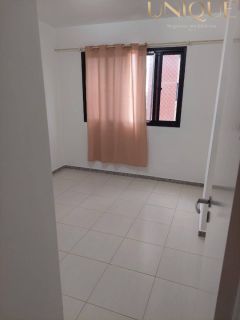 Excelente apartamento com 4 quartos, sendo um suíte no Residencial Gran Farol, bairro Coroa do Meio.