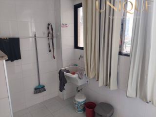 Excelente apartamento com 4 quartos, sendo um suíte no Residencial Gran Farol, bairro Coroa do Meio.