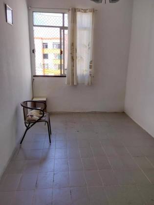 Ap. no bairro Luzia, Edf. Prelúdio.