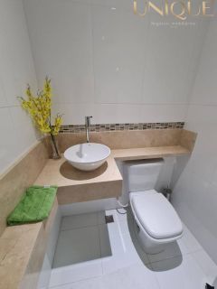 Linda Casa na Farolândia!!!