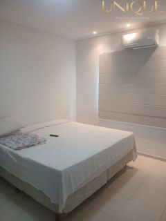 Excelente casa com 3 quartos, sendo 2 suítes e piscina na Aruana.