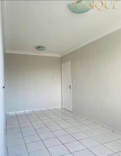 Apartamento com 2 quartos no Condomínio Luar da Praia.