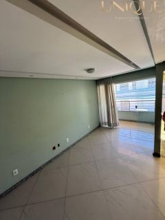 Casa com 3 pontos comerciais no siqueira campos