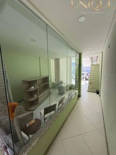 Casa com 3 pontos comerciais no siqueira campos