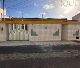 Casa Para Vender com 3 quartos no Médici I em Aracaju