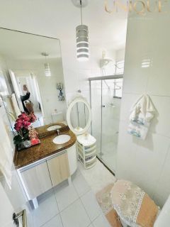 Casa no Condomínio Laguna Ville na Aruana