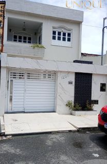 Casa duplex no Getúlio Vargas