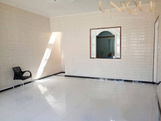 Casa no Bugio com Ponto Comercial anexo