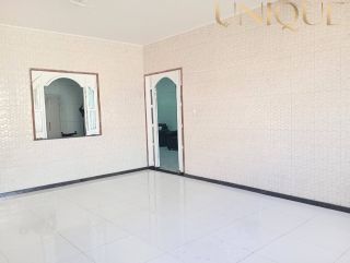 Casa no Bugio com Ponto Comercial anexo