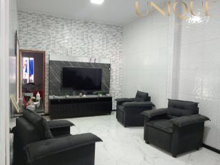 Casa no Bugio com Ponto Comercial anexo
