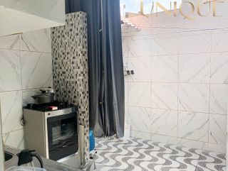 Casa no Bugio com Ponto Comercial anexo