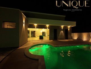 Excelente casa com 3 quartos c/ quatro vagas de garagens no Condomínio Praias do Sul I.