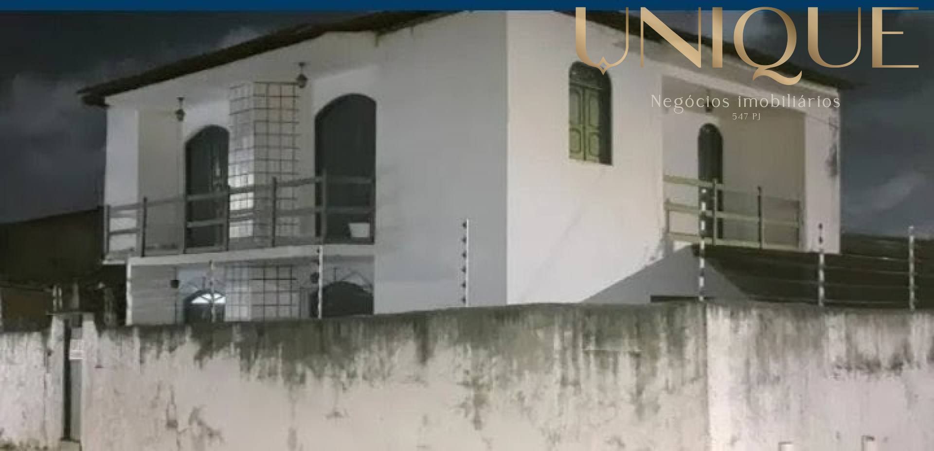 Casa duplex no Pereira Lobo