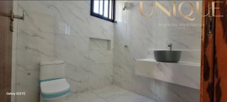 Excelente casa com 3 quartos, sendo um suíte no Condomínio Sol e Praia.