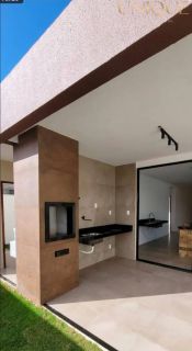 Excelente casa com 3 quartos, sendo um suíte no Condomínio Sol e Praia.