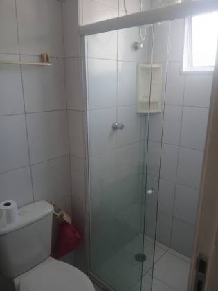 Apartamento com 3 quartos, sendo um suíte no Residencial Mar de Aruana II.