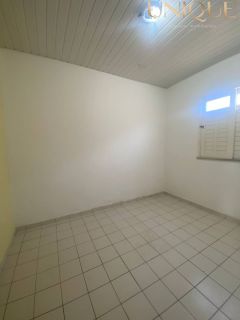 Ótima casa no Marcos Freire II